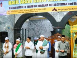Asisten III Setda Barut Hadiri Haul Abah Guru Sekumpul ke-20 yang Dirangkai Isra’ Mi’raj di Masjid Jami Muara Teweh