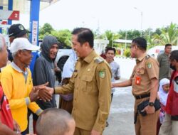 Pj. Bupati Barito Utara Tinjau Pasar Murah di Perusda Batara Membangun