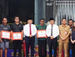 Pj Bupati Barito Utara Tinjau Lokasi Kebakaran di Kelurahan Melayu, Serahkan Bantuan untuk Warga Terdampak