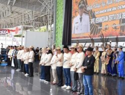 Pj Bupati Indra Gunawan Buka Festival Budaya Iya Mulik Bengkang Turan 2025 di Muara Teweh