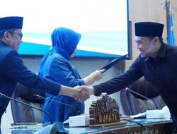 Pemkab Barito Utara Terima Pemandangan Umum Fraksi Terkait Raperda Perubahan APBD 2025