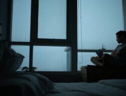 Psikolog Ungkap Alasan Hujan Bikin Cepat Mengantuk dan Tidur Lebih Nyenyak