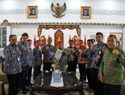 BPKP Serahkan Laporan Eksekutif Daerah Semester II 2025 kepada Gubernur Kalteng, Perkuat Ketahanan Pangan