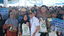 Bantuan Pangan Presiden dan Pasar Murah Disalurkan di Kotawaringin Barat, Ringankan Beban Masyarakat Jelang Lebaran