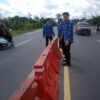 Tekan Angka Kecelakaan, Dishub Kalteng dan BPTD Pasang Water Barrier di Jalan Tjilik Riwut