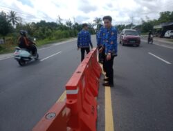 Tekan Angka Kecelakaan, Dishub Kalteng dan BPTD Pasang Water Barrier di Jalan Tjilik Riwut