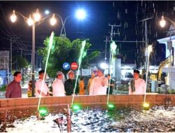 Tinjau Kota di Malam Hari, Bupati Barito Utara Pastikan Lampu Jalan dan Kebersihan Muara Teweh Terjaga