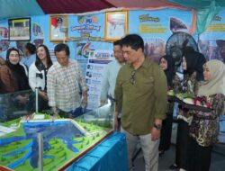 Tinjau Stan BATARA Expo 2026, Bupati Barito Utara Dorong Promosi Produk Lokal dan Inovasi Daerah