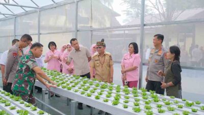 Gubernur Agustiar Sabran Tinjau Green House SPPG Polda Kalteng, Perkuat Ketahanan Pangan Berbasis Teknologi